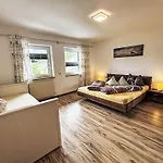 Hannah Lena By Interhome Apartament Wiesing